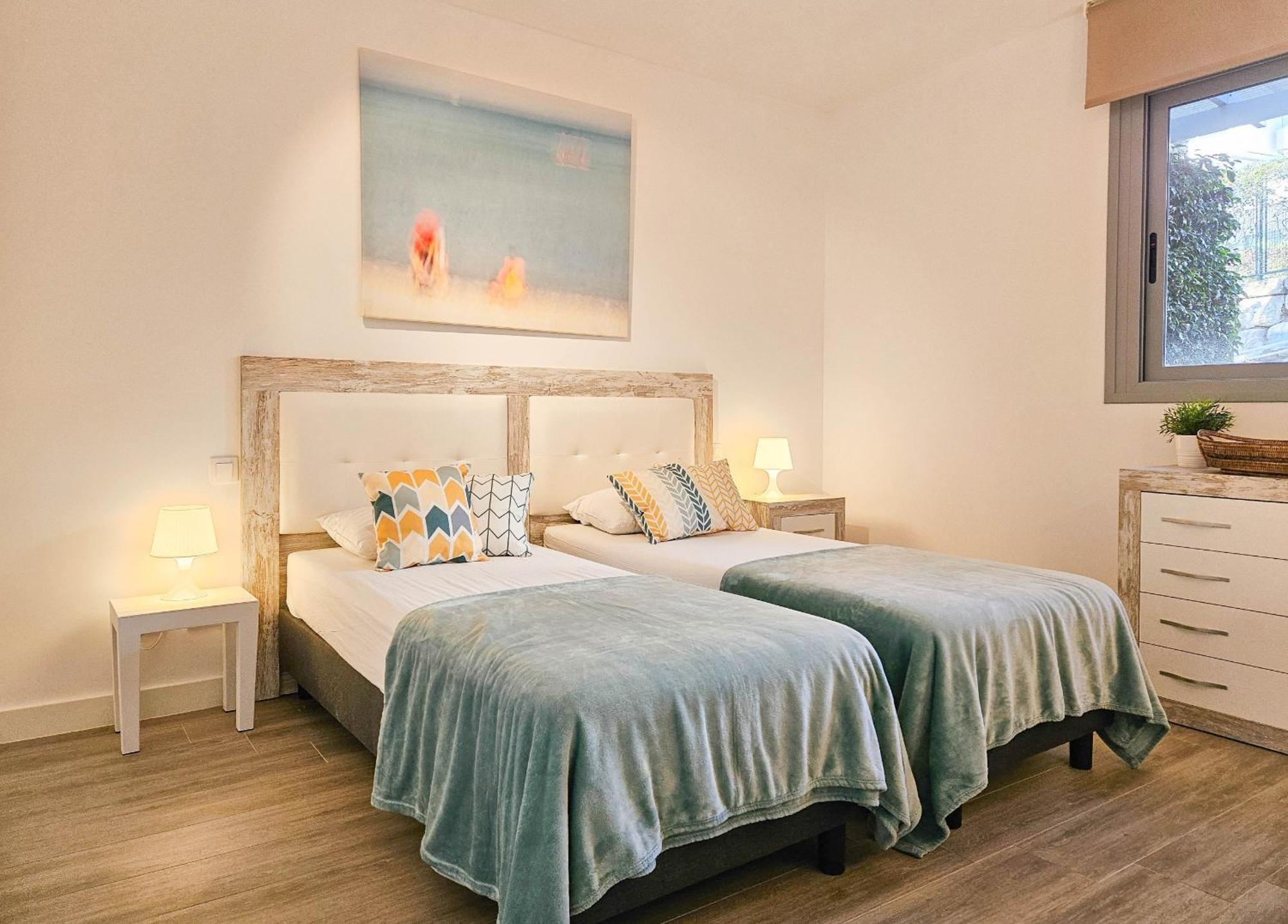 Luxury Ground Floor Apt - 300 M To Cabopino Golf 马尔韦利亚 外观 照片