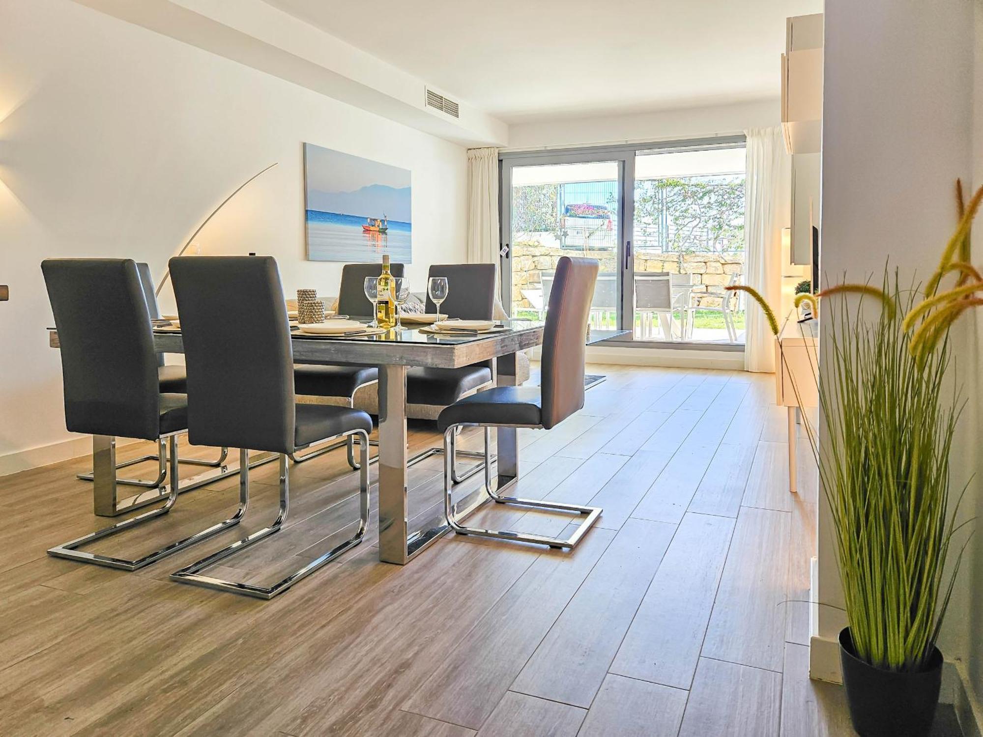 Luxury Ground Floor Apt - 300 M To Cabopino Golf 马尔韦利亚 外观 照片