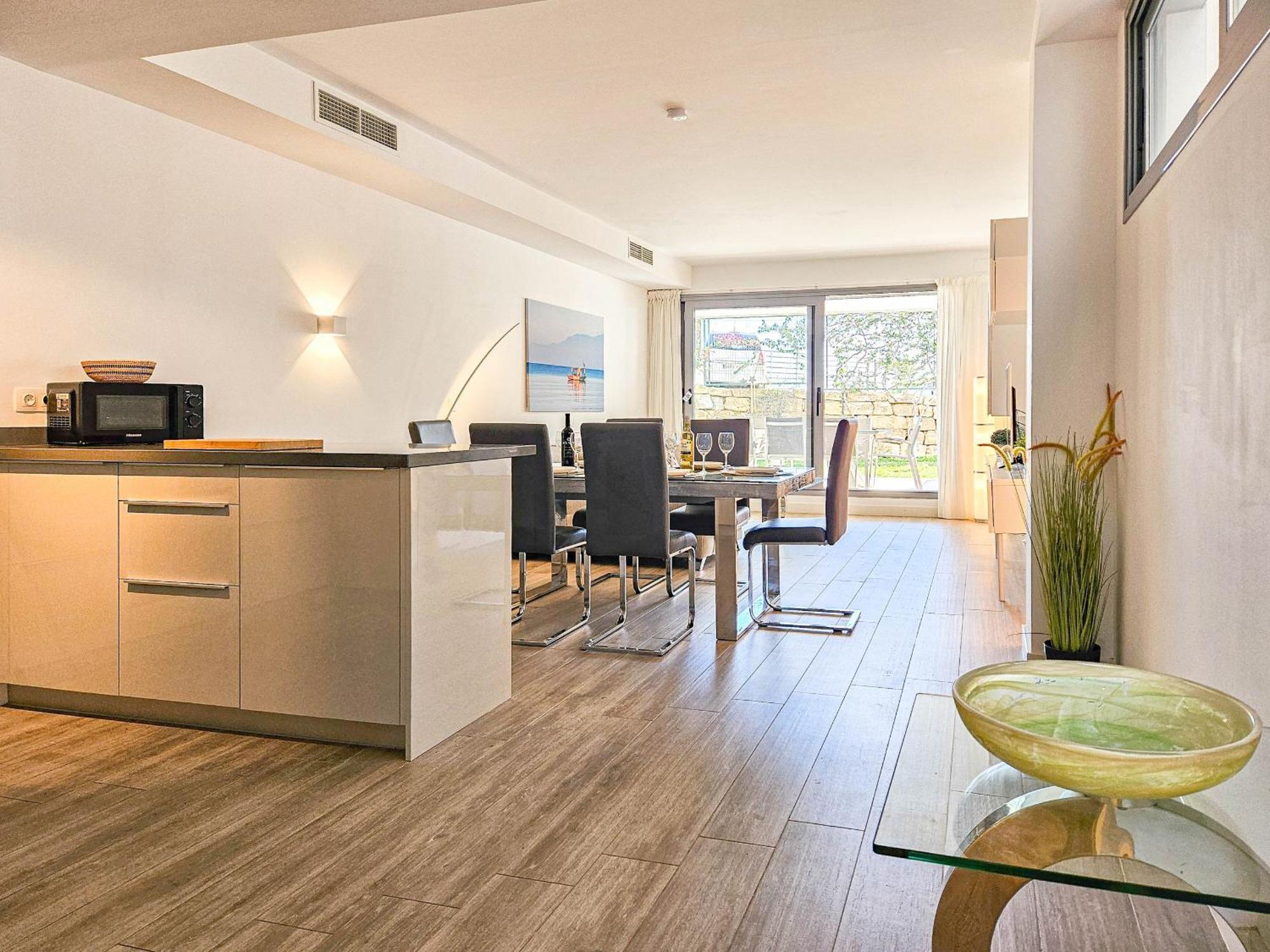 Luxury Ground Floor Apt - 300 M To Cabopino Golf 马尔韦利亚 外观 照片