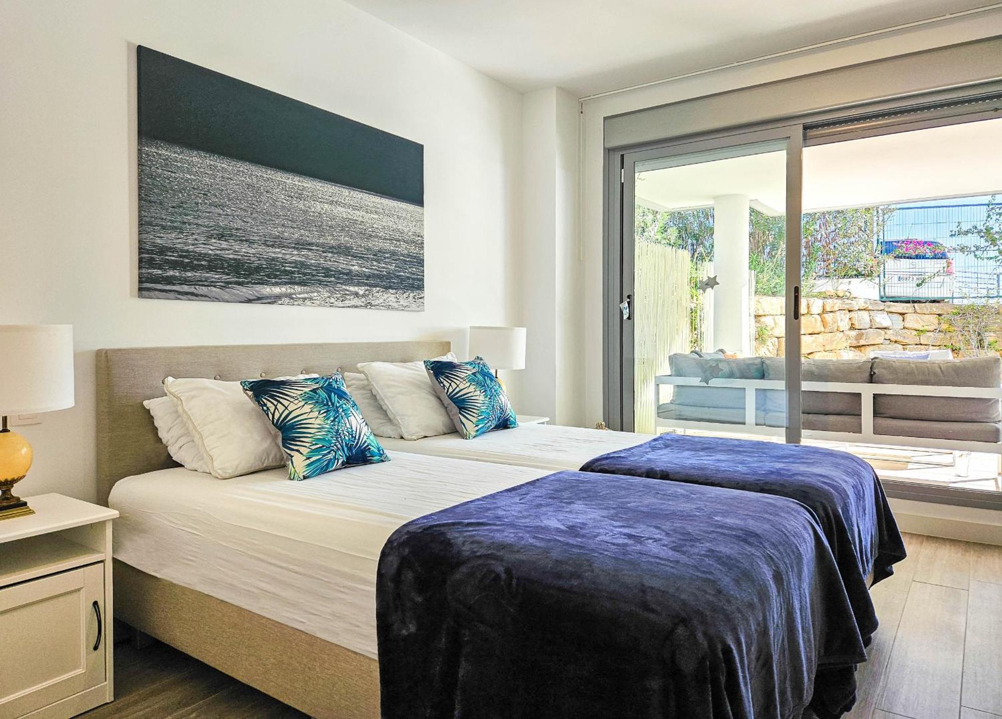 Luxury Ground Floor Apt - 300 M To Cabopino Golf 马尔韦利亚 外观 照片