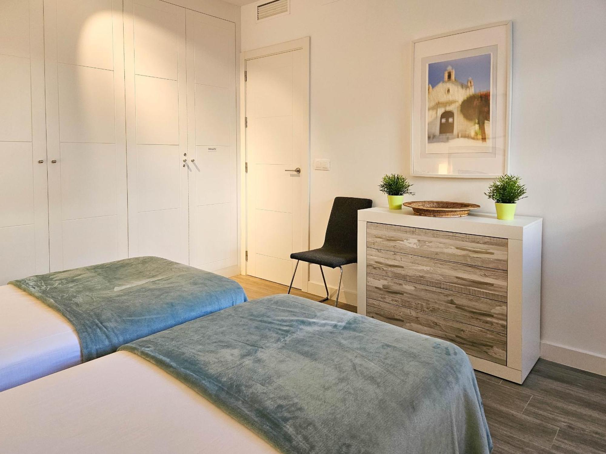 Luxury Ground Floor Apt - 300 M To Cabopino Golf 马尔韦利亚 外观 照片