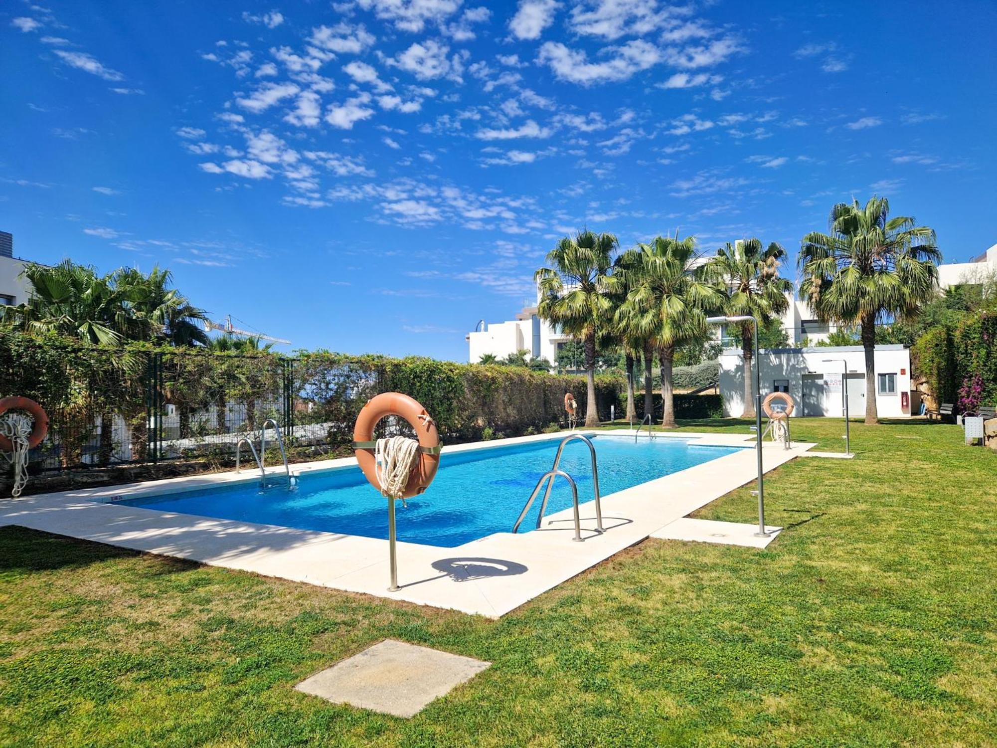 Luxury Ground Floor Apt - 300 M To Cabopino Golf 马尔韦利亚 外观 照片