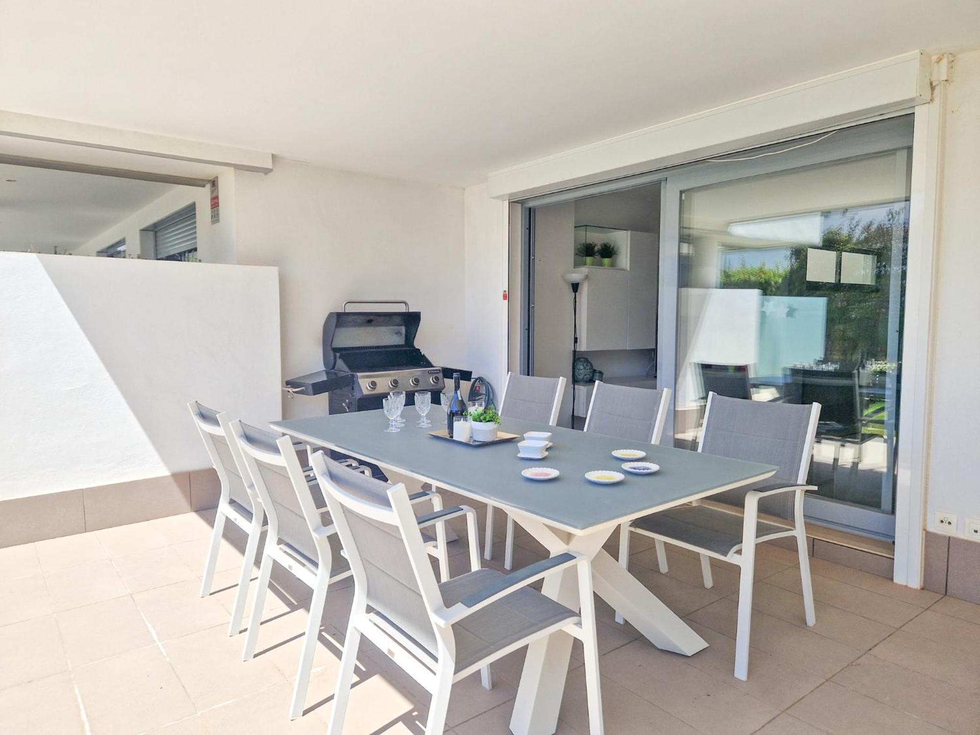 Luxury Ground Floor Apt - 300 M To Cabopino Golf 马尔韦利亚 外观 照片