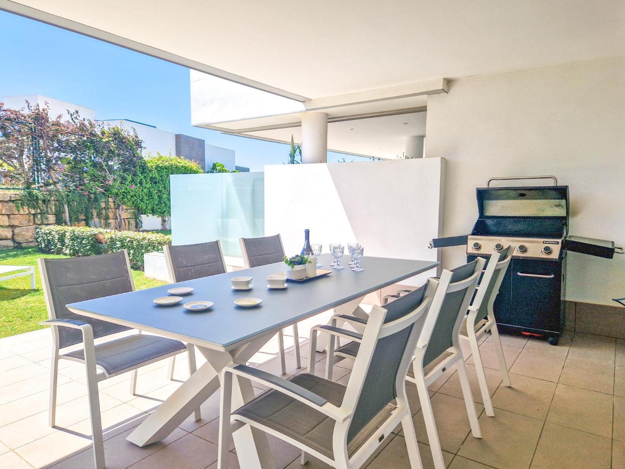 Luxury Ground Floor Apt - 300 M To Cabopino Golf 马尔韦利亚 外观 照片
